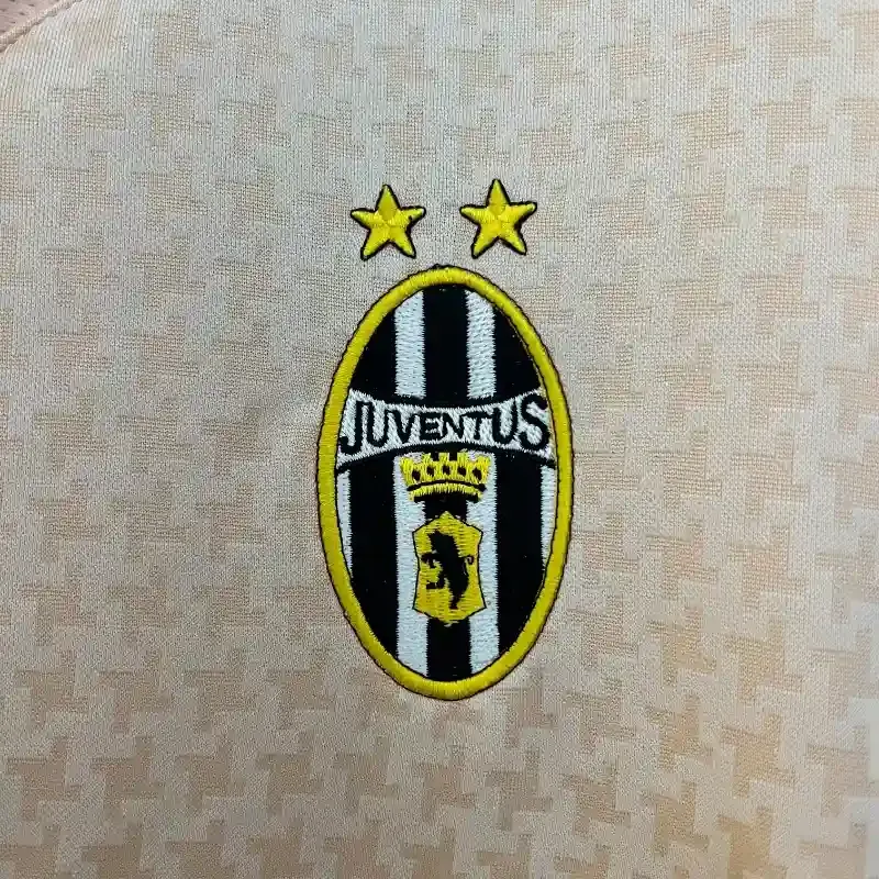2003-2004 Juventus Second retro kit