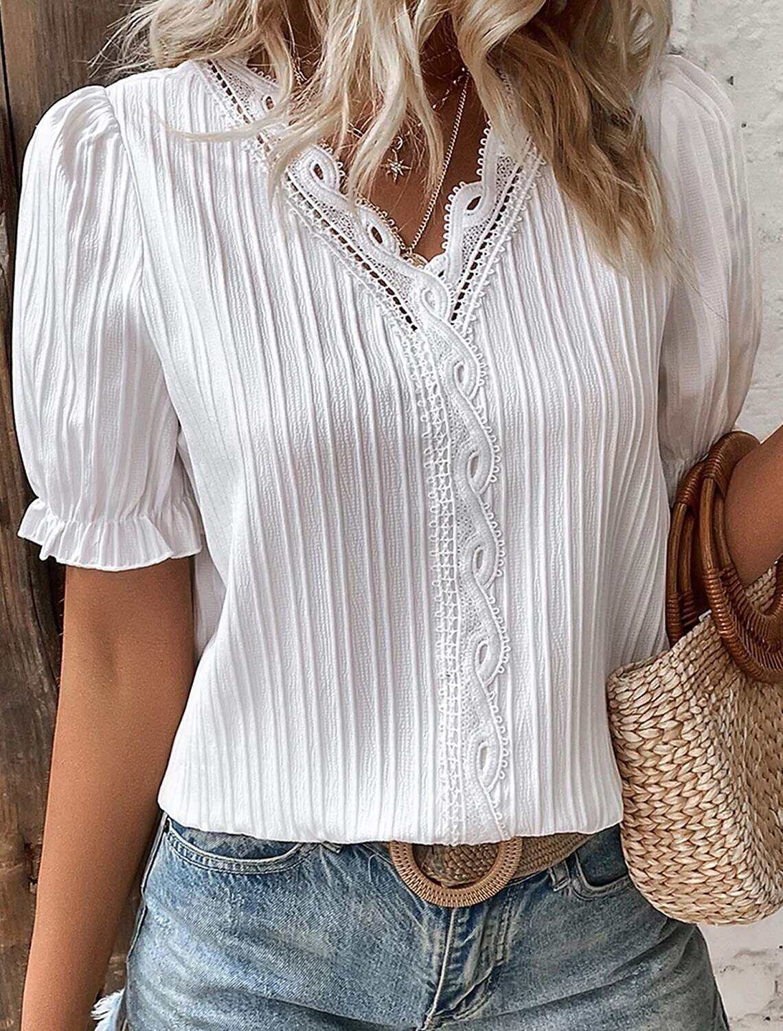 Women's Elegant Lace Tops Eyelet Blouse Ethnic Floral Lace Puff Sleeve Short Sleeve V Neck Daily Romantic Petite Tops Summer Holiday Wear Summer