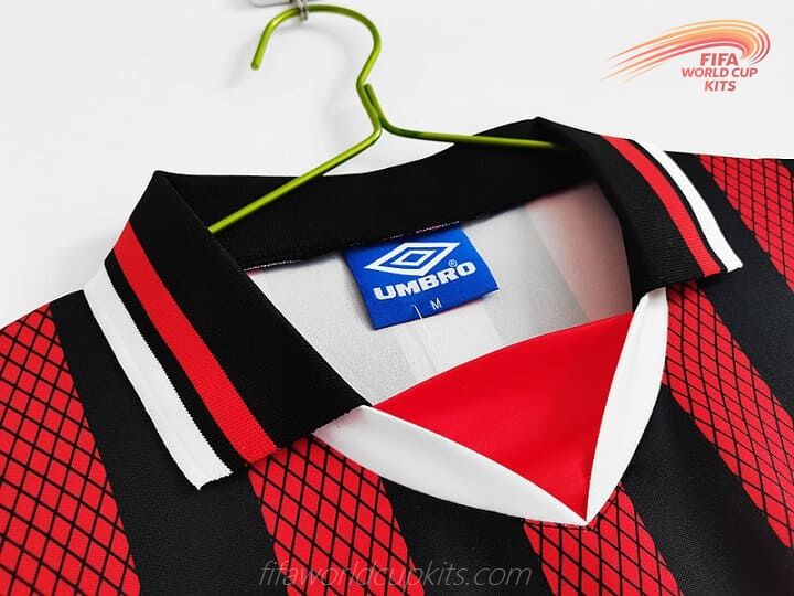 Manchester City 94-96 Away Football Kit