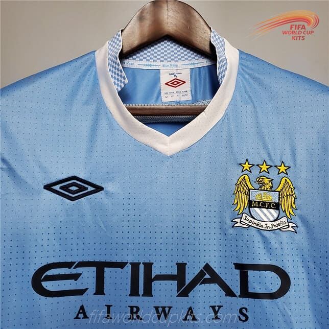 Manchester City 11-12 Home Football Kit