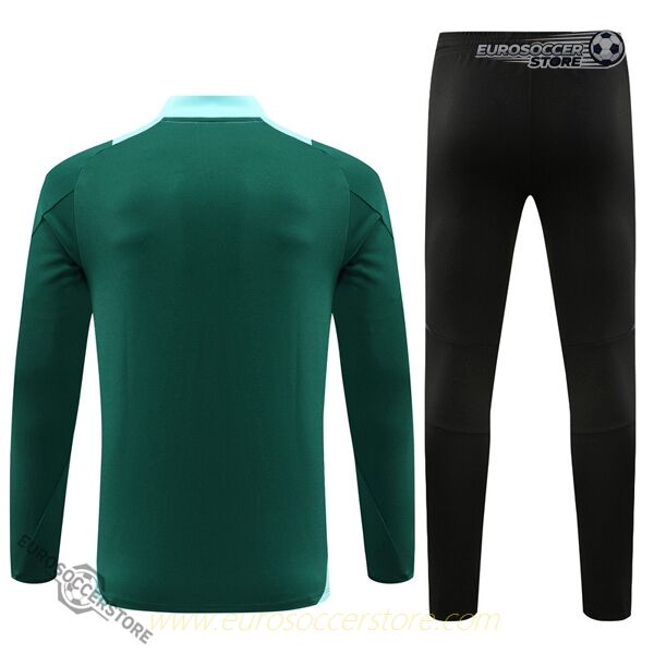 Manchester United Green Training Outfit for the 24-25 Season