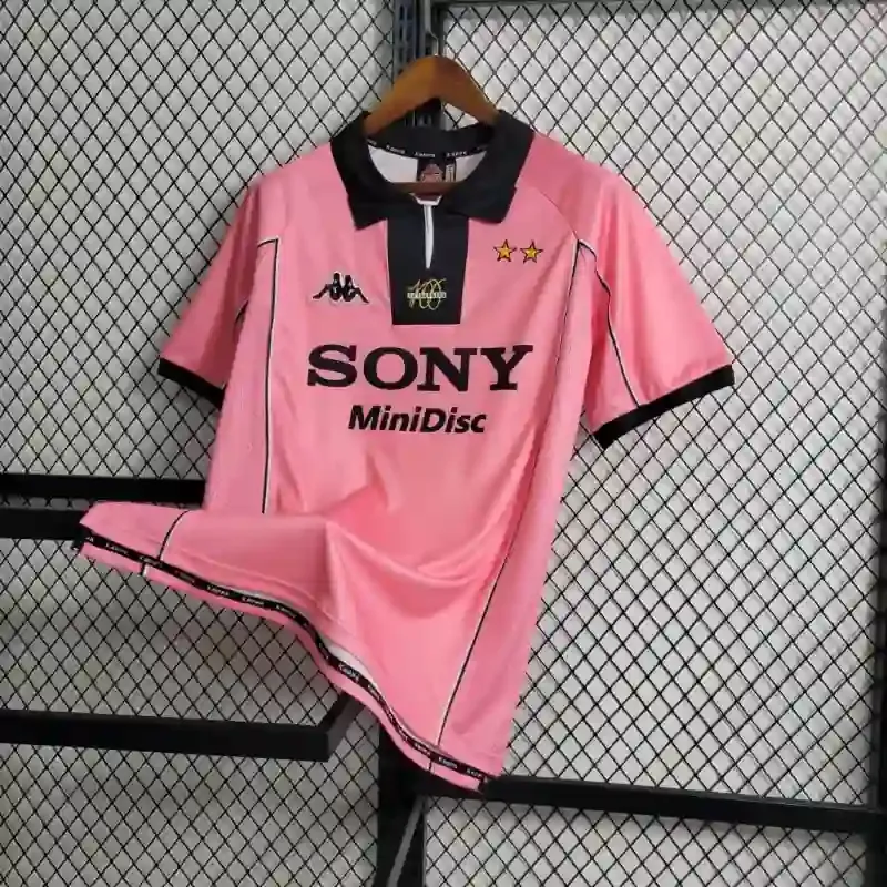 1997-1998 Juventus Jersey retro kit