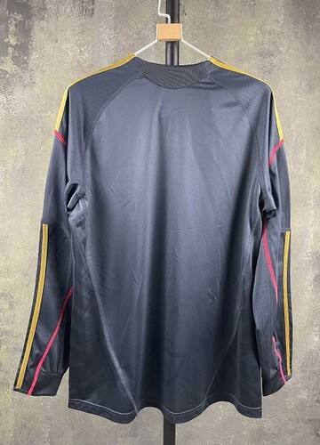 Superior Craftsmanship Loyal Football Team Liverpool #2009 2009-201...