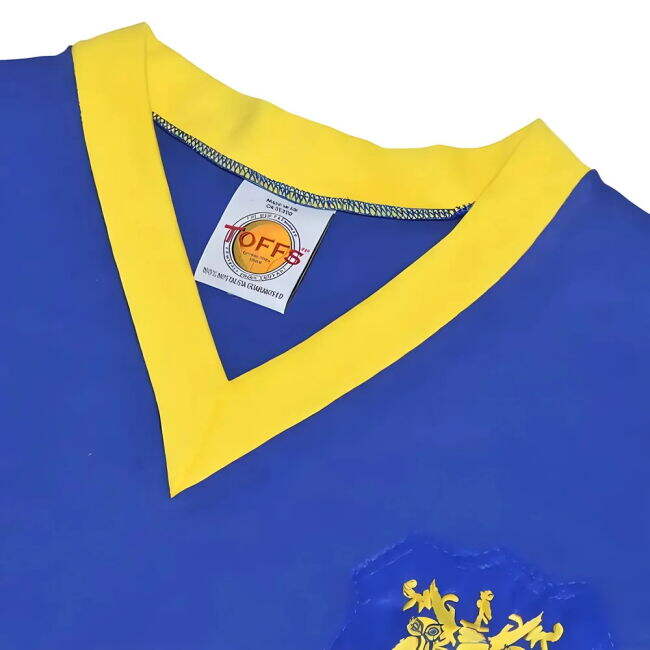 Leeds (leeds) Football Shirt - Premium Replica - High Performance