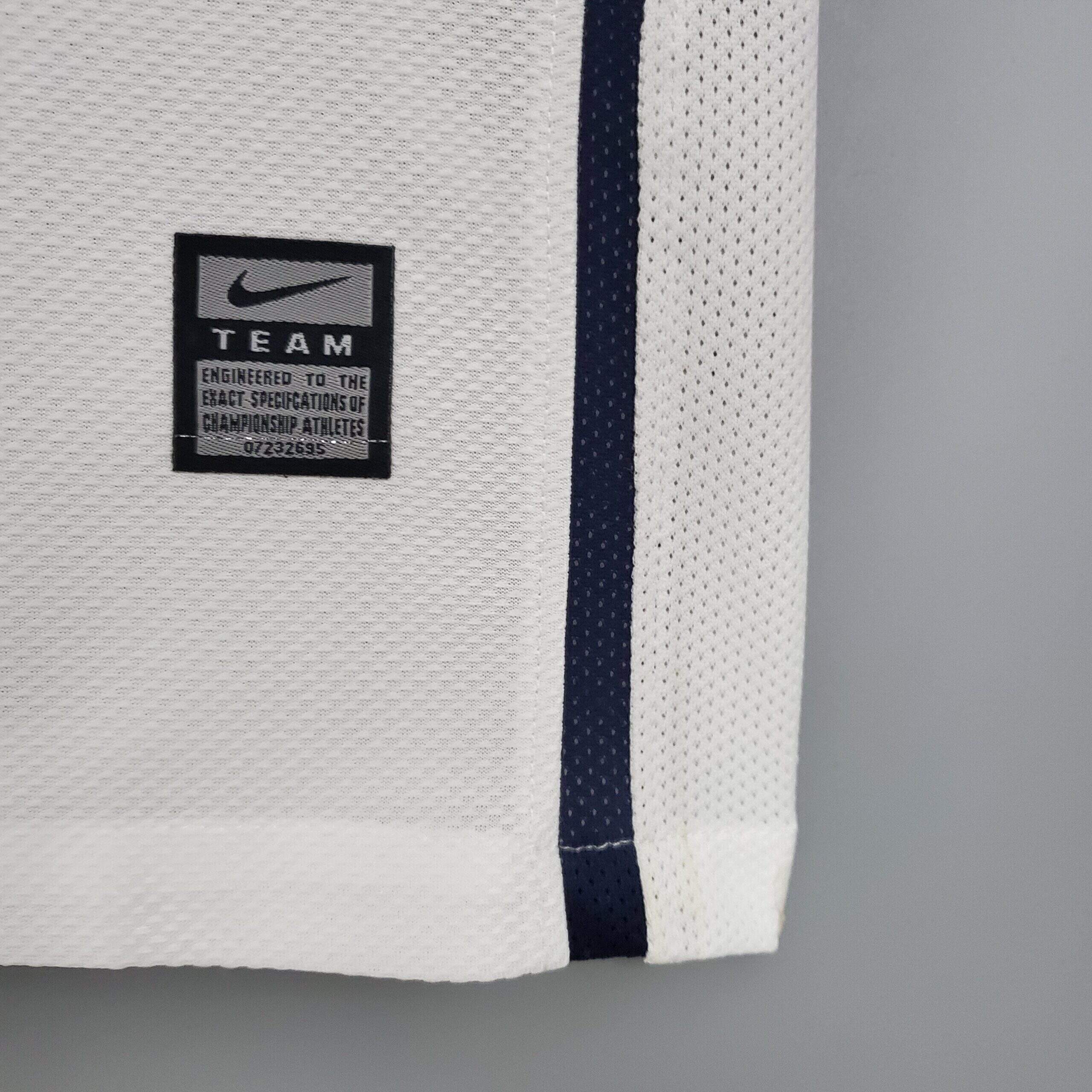 2008/09 Man United Champion League away kit