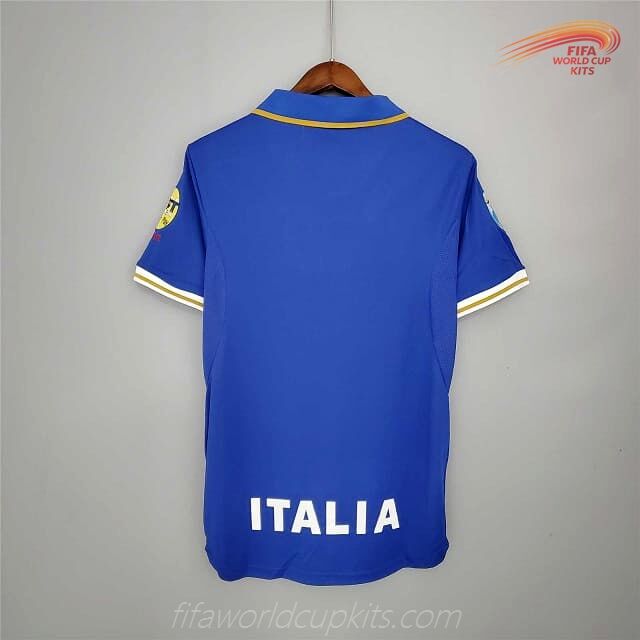 1996 vintage Italy Home Football Shirt