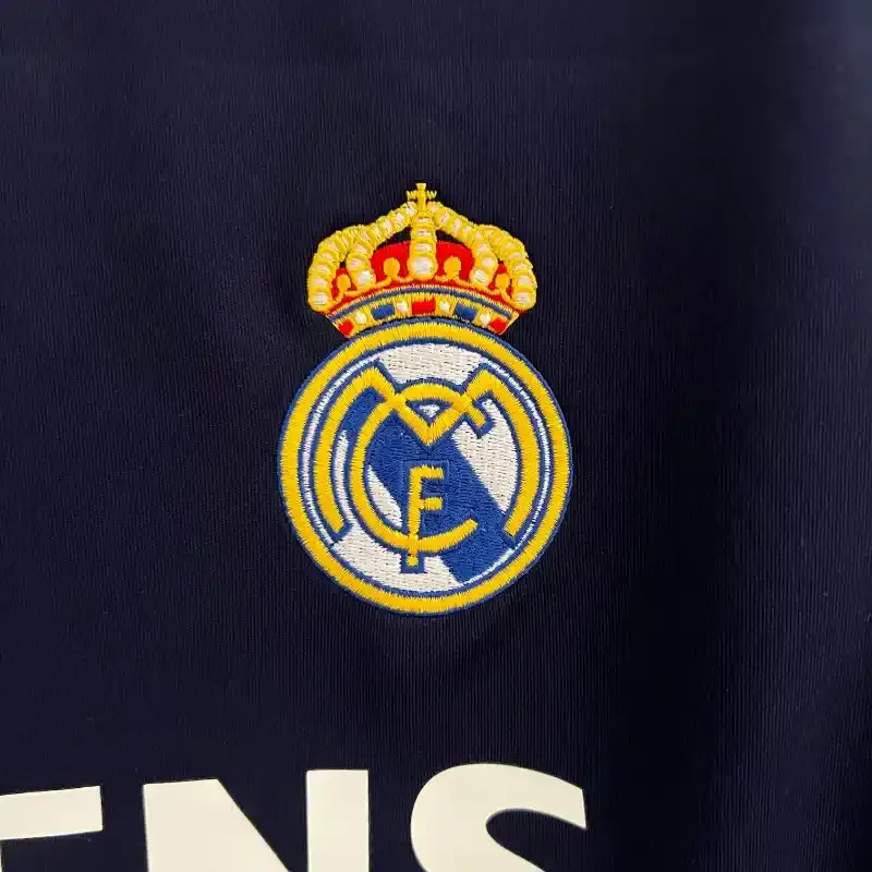 2004-2005 Real Madrid Jersey retro kit