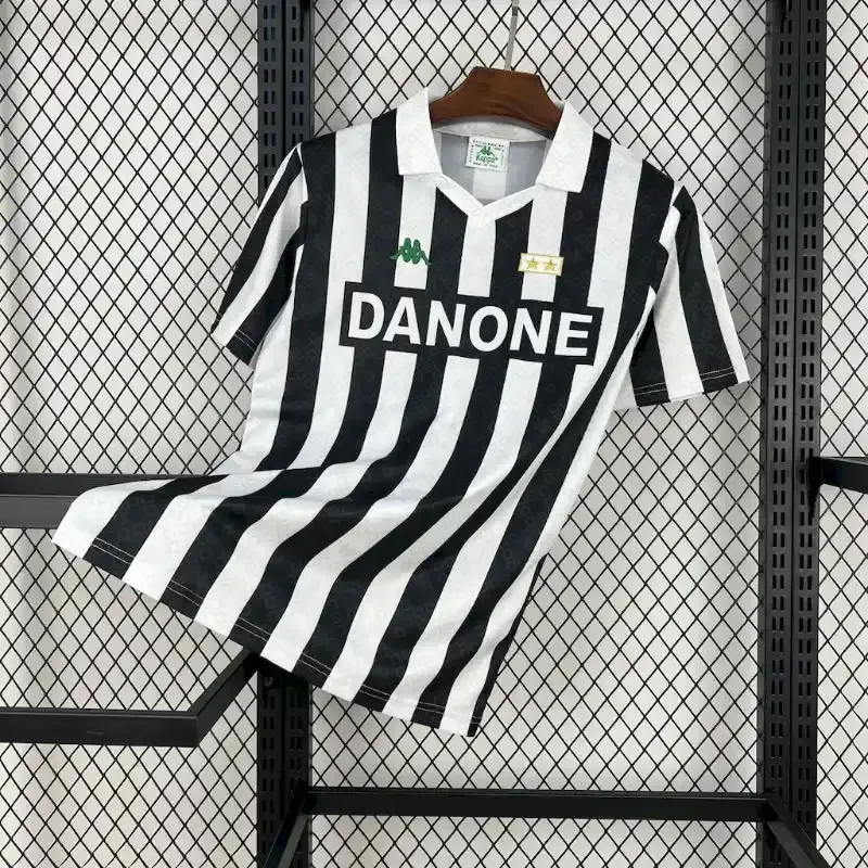 1992-1994 Juventus Jersey retro kit