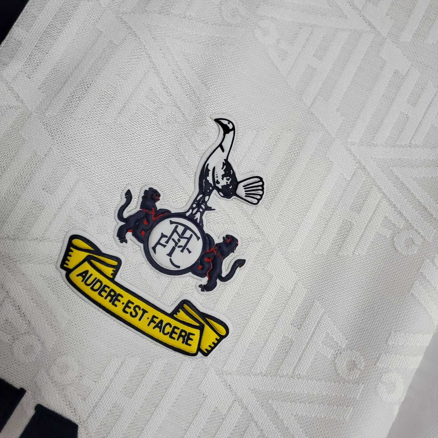 1991-1993 Tottenham Home kit