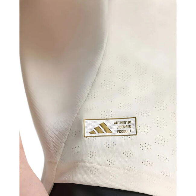 Liverpool Away Football Shirt 2025-20 - Salah 11 L M S