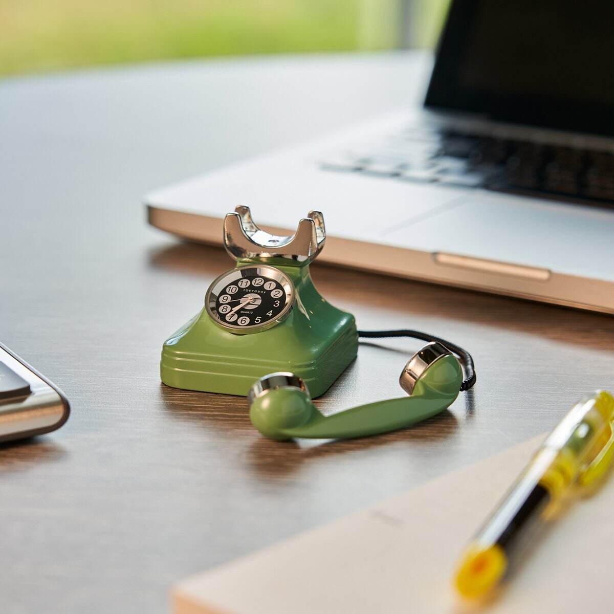 Telephone Clock | Red