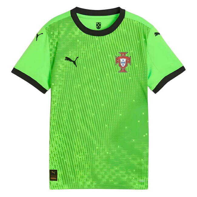 Sweet 2025-2026 Portugal Home Goalkeeper Shirt (Green) - Kids Slim Fitting