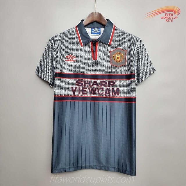 95-96 season Manchester United Travel Football Strip