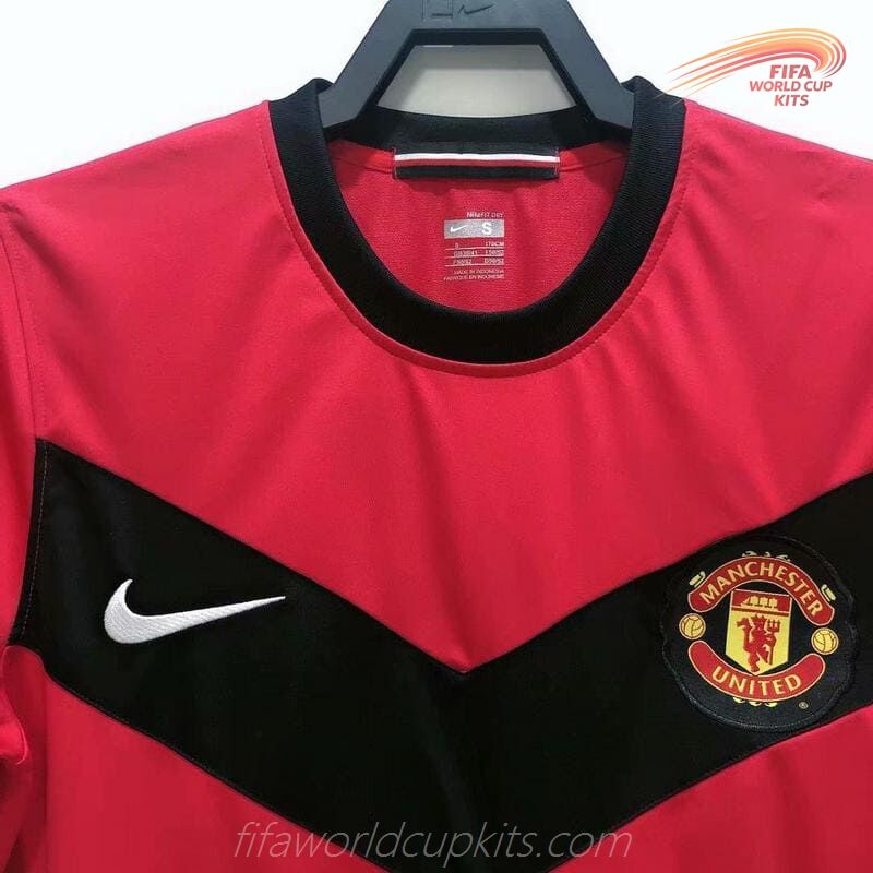Manchester United 09-10 Home Football Kit