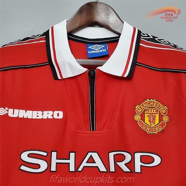 Manchester United 98-00 Home Football Kit