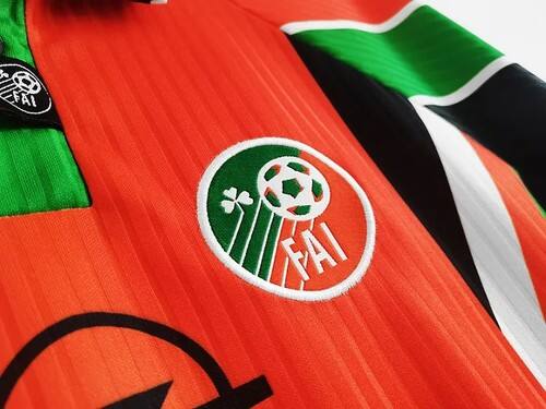 Visitante - Official Merchandise - Soccer Apparel - Collector's Item