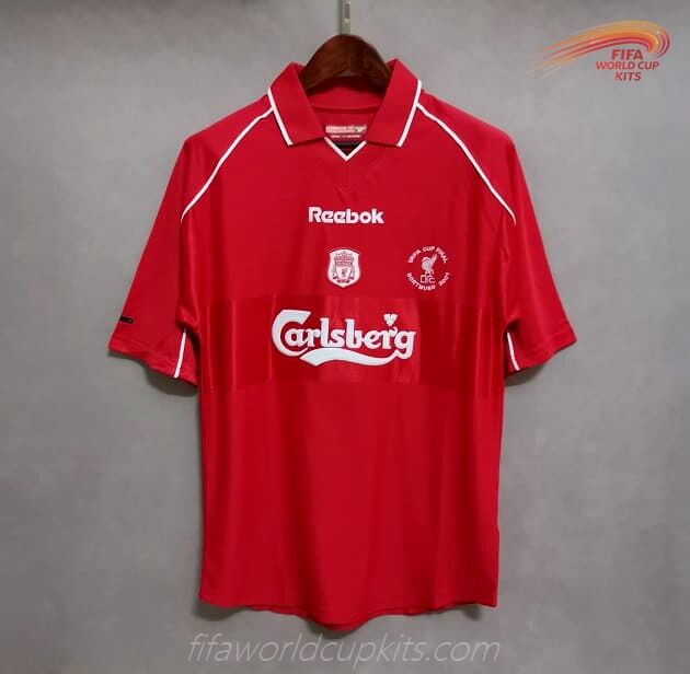 Liverpool 00-02 Home Football Kit