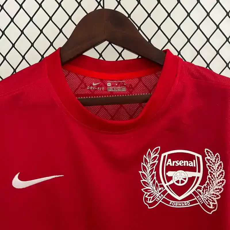 2011-2012 Arsenal 125th Anniversary Jersey retro kit