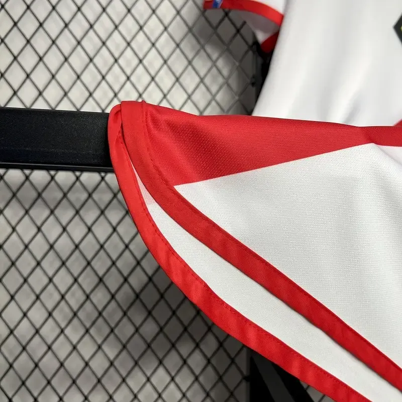 2001-2002 Rayo Vallecano de Madrid SAD Jersey retro kit