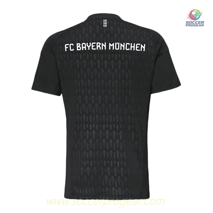 Bayern Munich Goalkeeper Soccer Team Shirt 2023 2024 Black