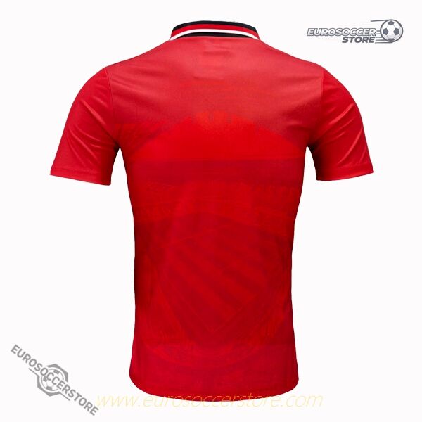 Vintage Home Jersey of Manchester United from the 1994-1996 Season