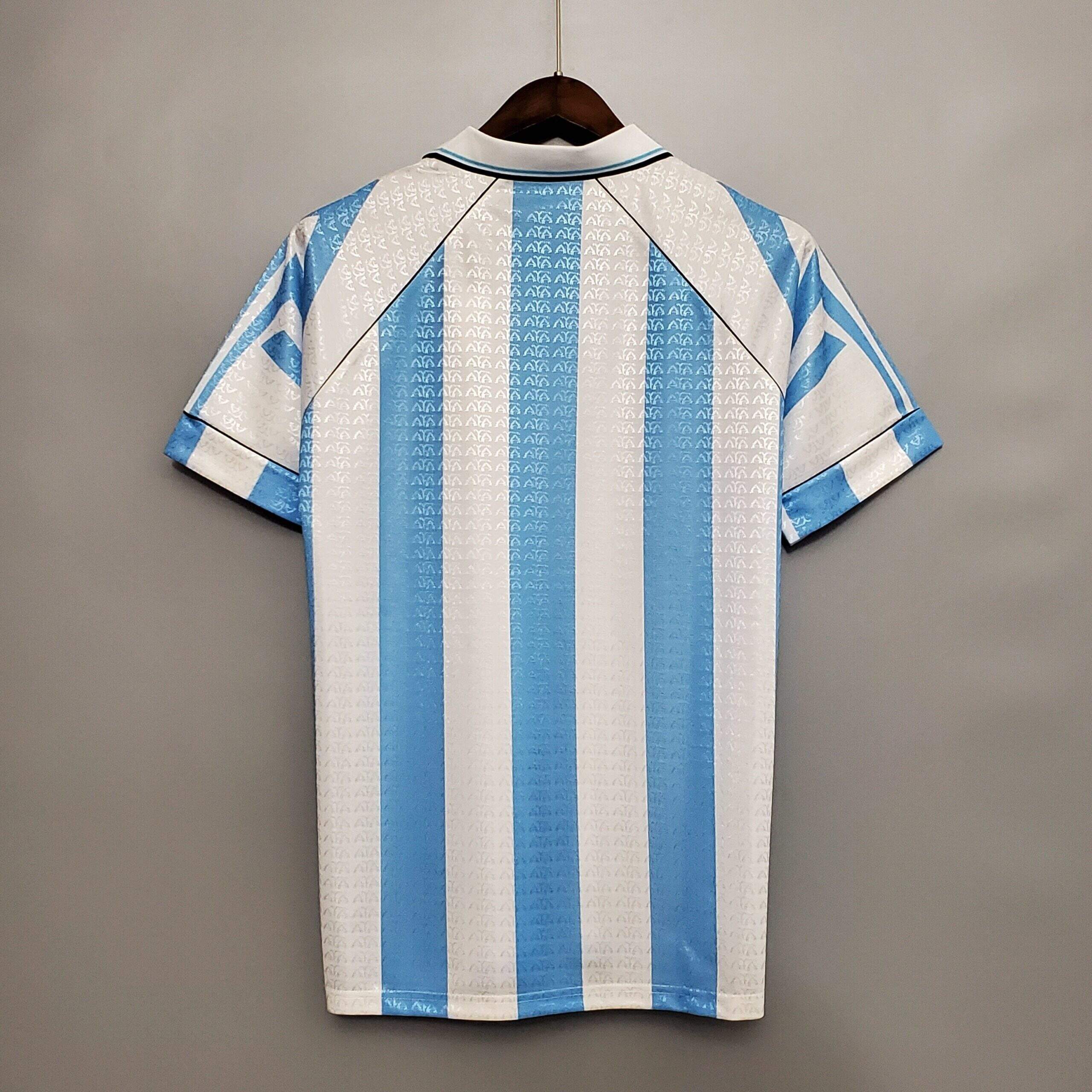 1996/97 Argentina Home Kit