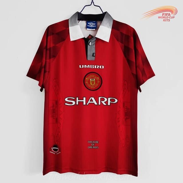 Manchester United 96-98 Home Football Kit