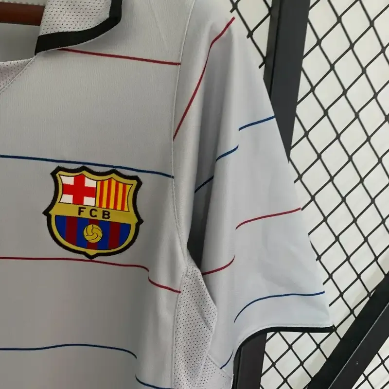 2003-2004 Barcelona Jersey retro kit