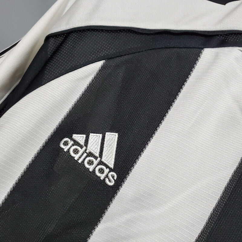 2005-2006 Newcastle  Home retro kit