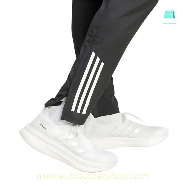 2025-2026 Man Utd Presentation Pants (Black)