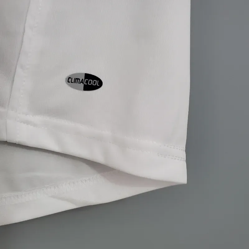 2005-2006 Real Madrid Jersey retro kit