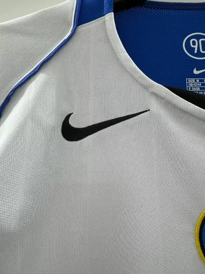2004-2005 Inter Milan Jersey retro kit