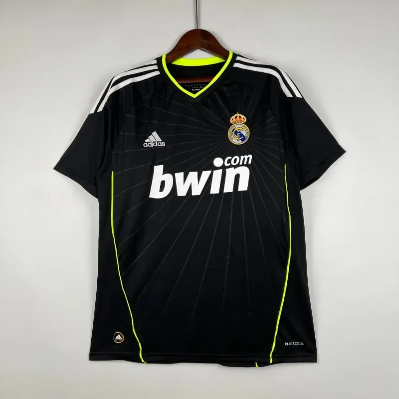 2010-2011 Real Madrid Jersey retro kit