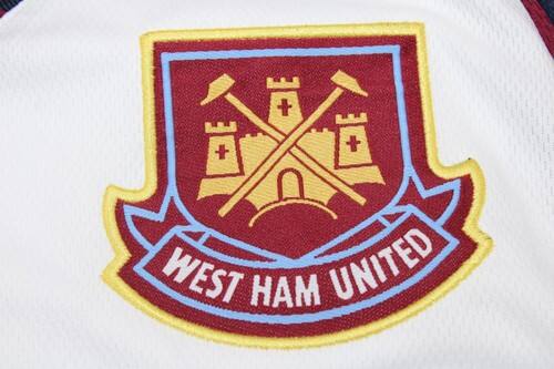 Replica Football Team Westham #1999 Premium Quality 2024-2025 Seaso...