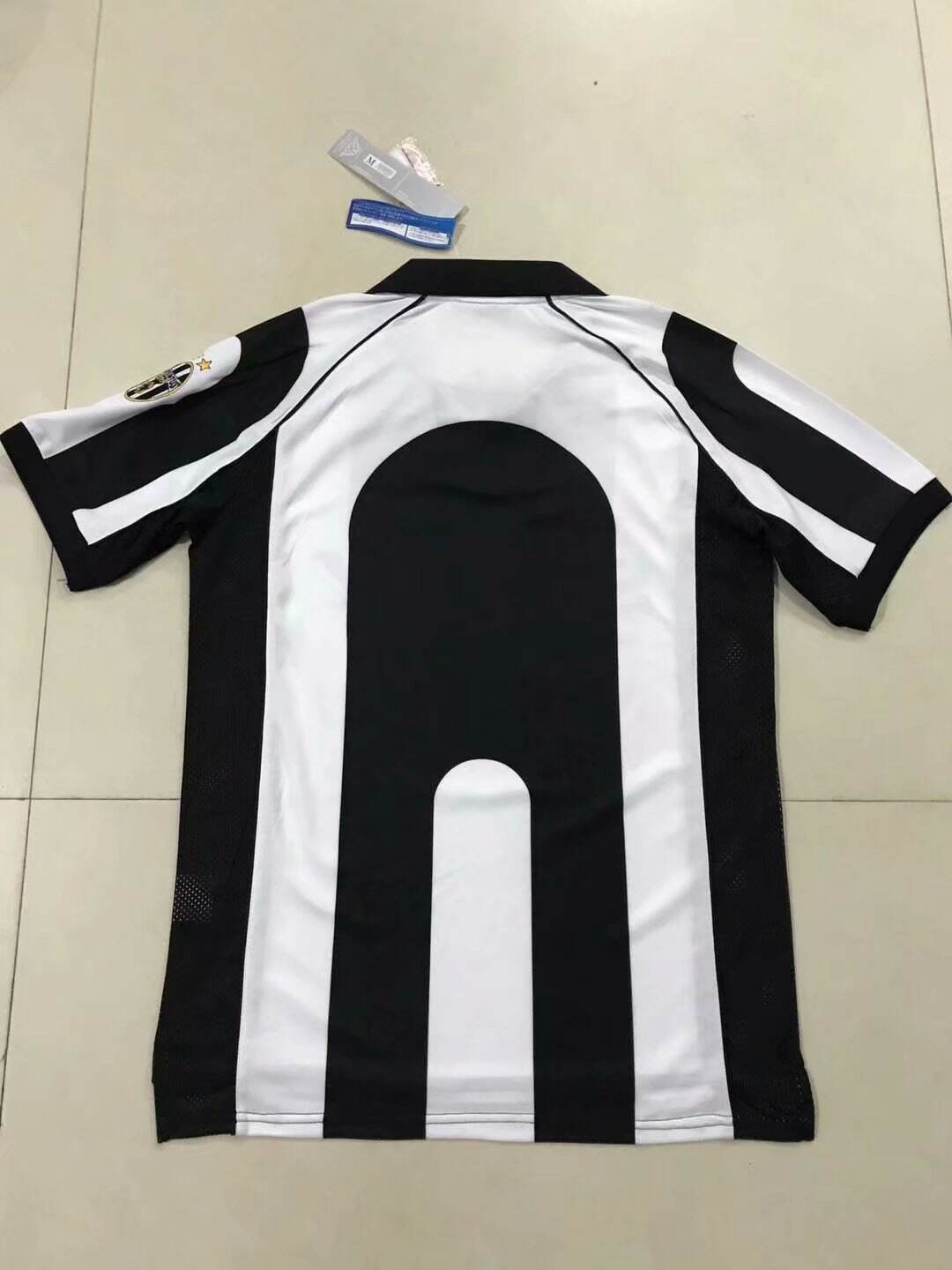199798 JUVENTUS RETRO HOME SHIRT - Official Replica 3863
