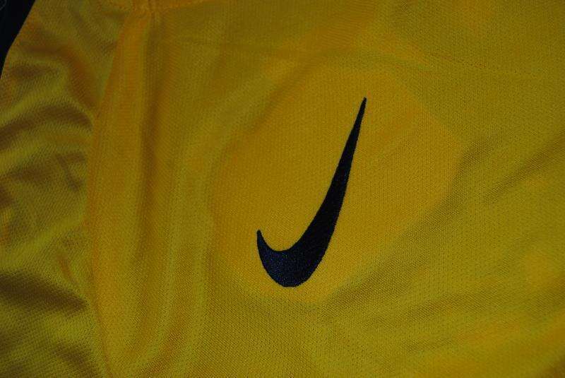 Barcelona 2015-16 Yellow Training Shirt - Official Replica 11803