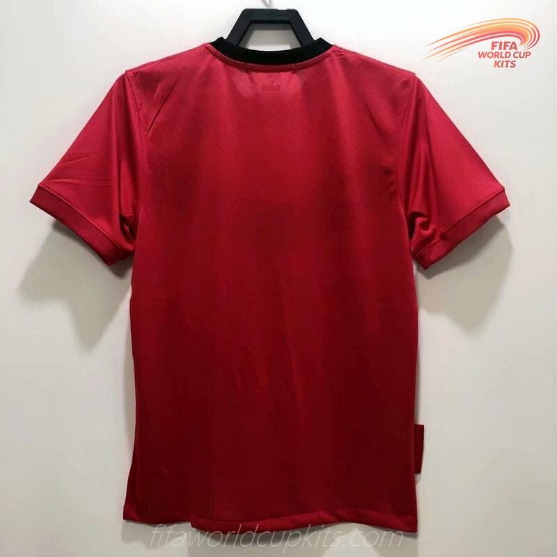 Manchester United 09-10 Home Football Kit