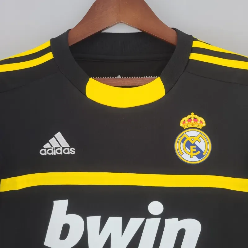 2011-2012 Real Madrid Goalkeeper Soccer retro kit