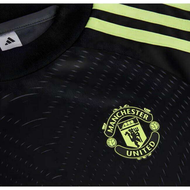 2025-2026 Man Utd Home Goalkeeper Mini Kit