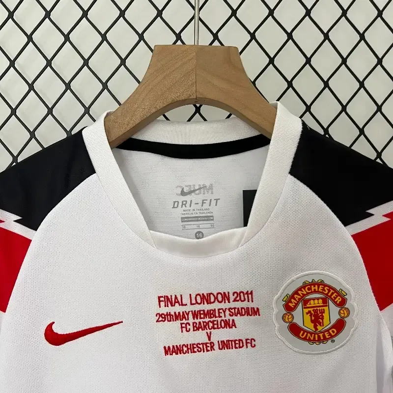 2010-2011 Kids Manchester United Jersey retro kit