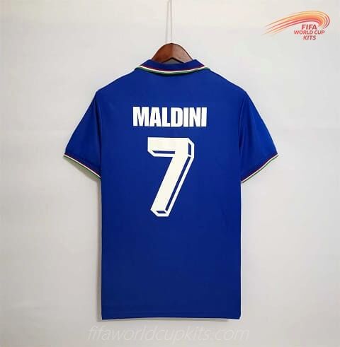 Italy season 1990 WC Finals Main Football Strip