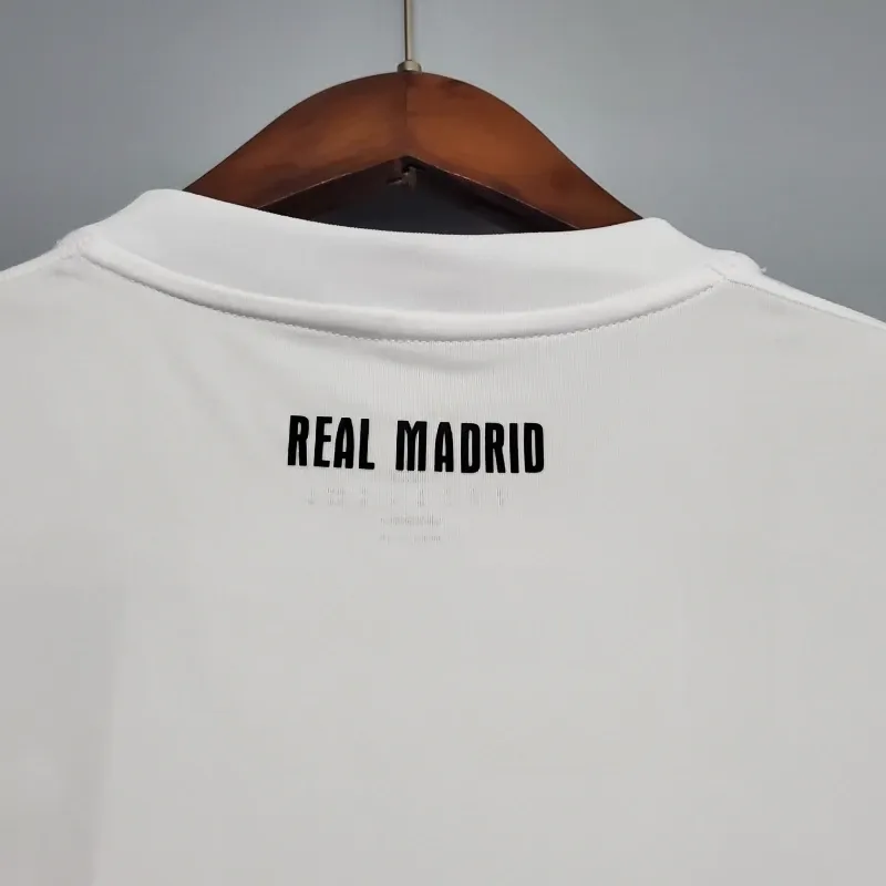 2010-2011 Real Madrid Jersey retro kit