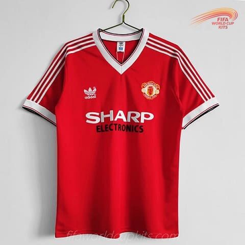 Manchester United 82-83 Home Football Kit