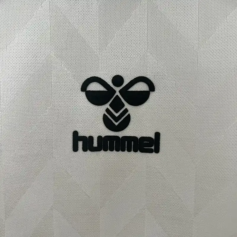 1986-1987 Real Madrid Jersey retro kit