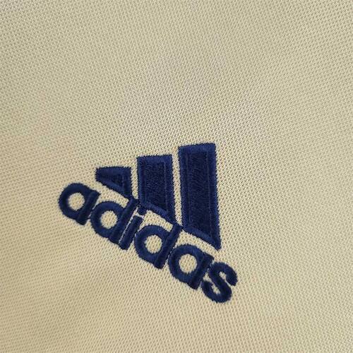 Ultra Comfort Devoted Football Team Mnich #2004 2004-2005 Season Aw...