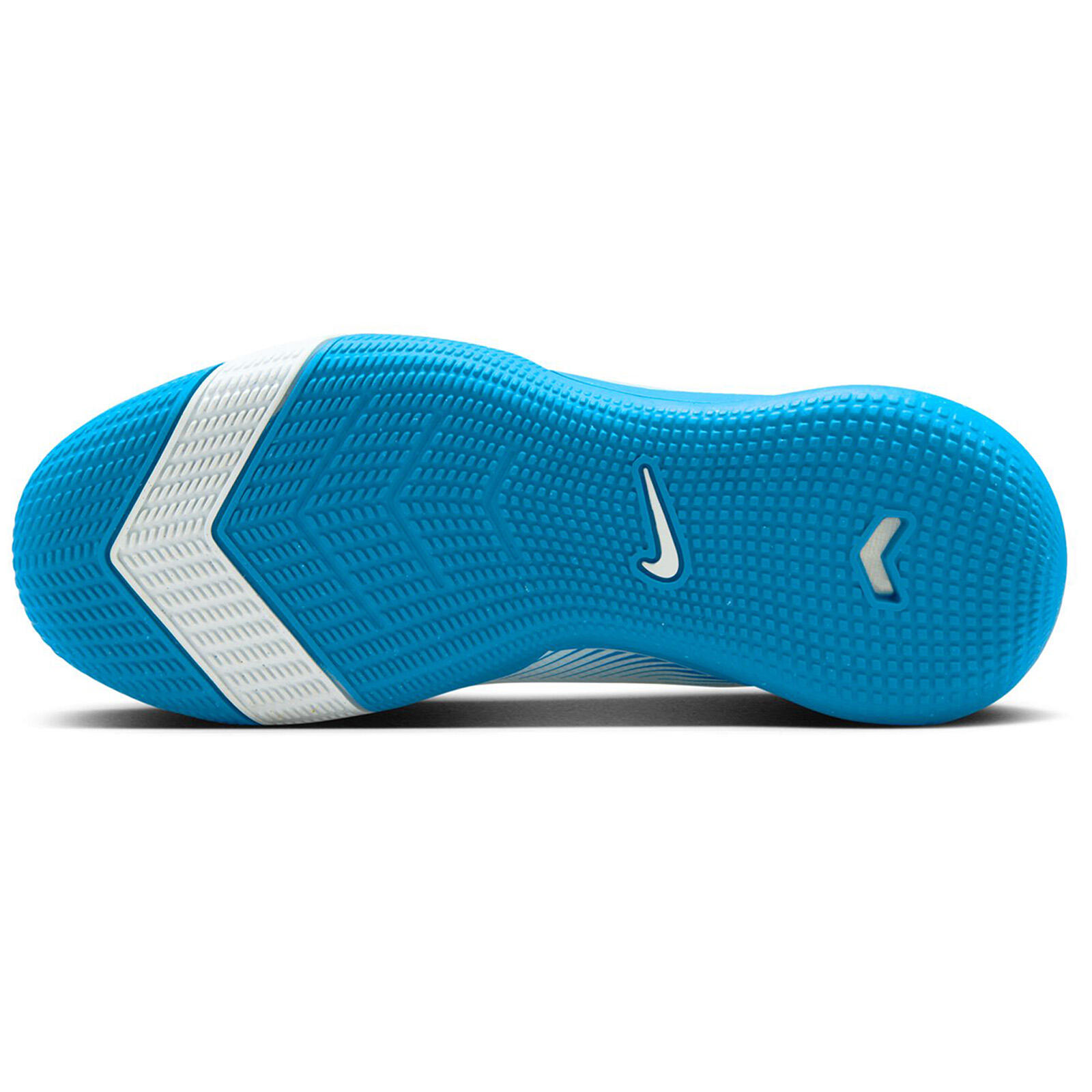 Looking for Your Favorite Team Home Jersey? Get breathable Nike