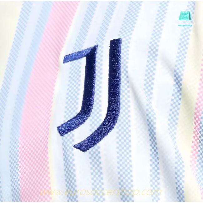 2025-2026 Juventus Pre-Match Shirt (White)
