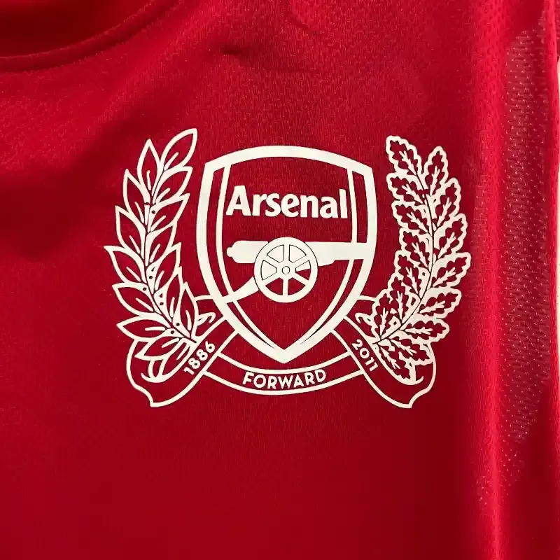 2011-2012 Arsenal 125th Anniversary Jersey retro kit