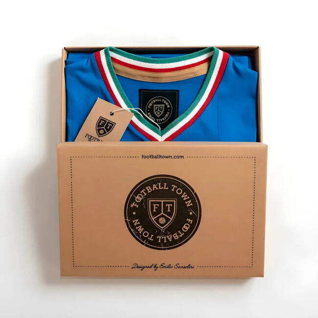 Match Worn Style Italy Professional Look Home Elite Kit (2)