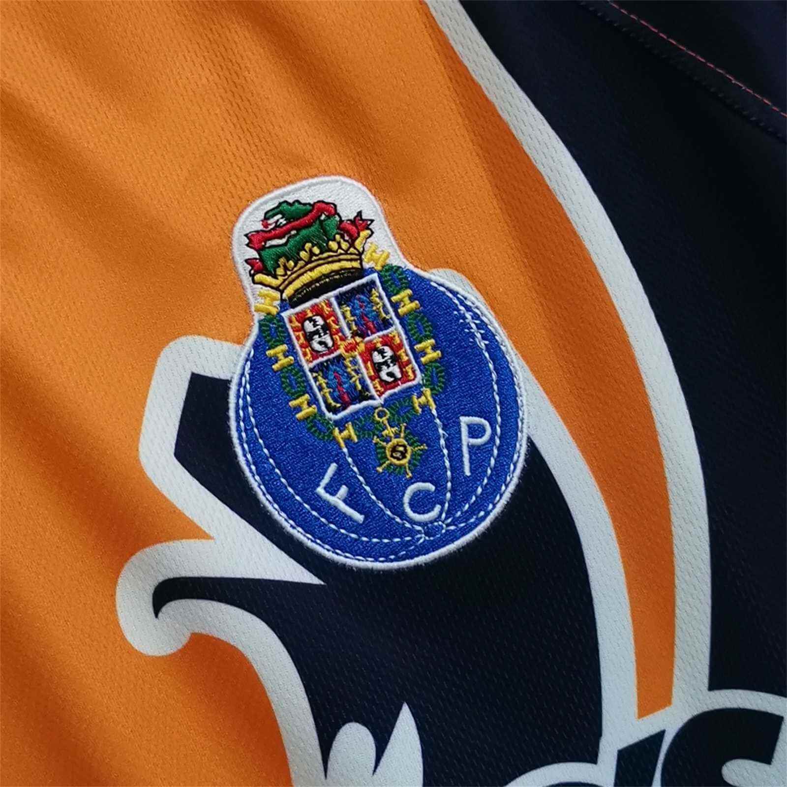 1997-98 FC Porto Home kit